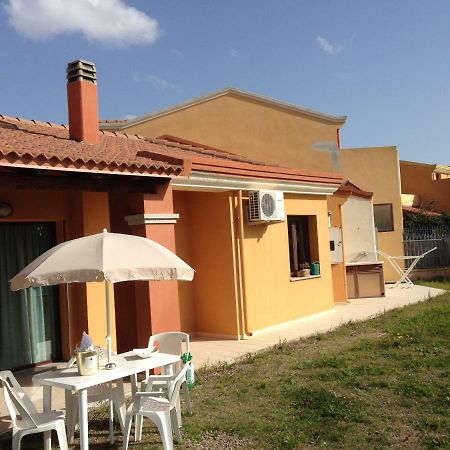 Villa Aurora Chia Zewnętrze zdjęcie